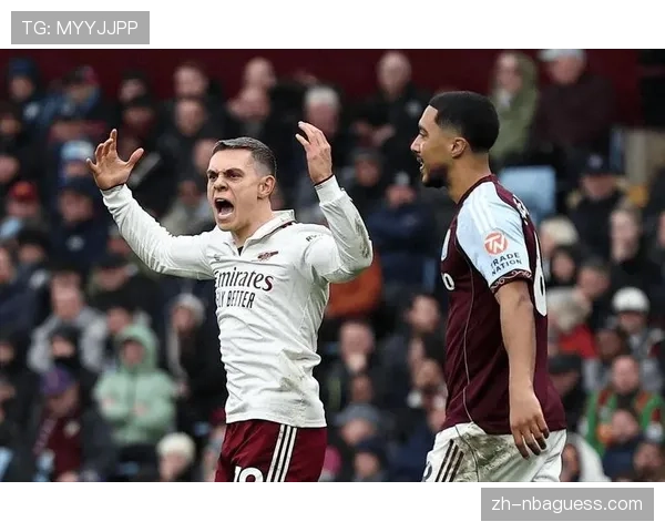 维拉对阵阿森纳，卡什首开纪录特罗萨德扳平