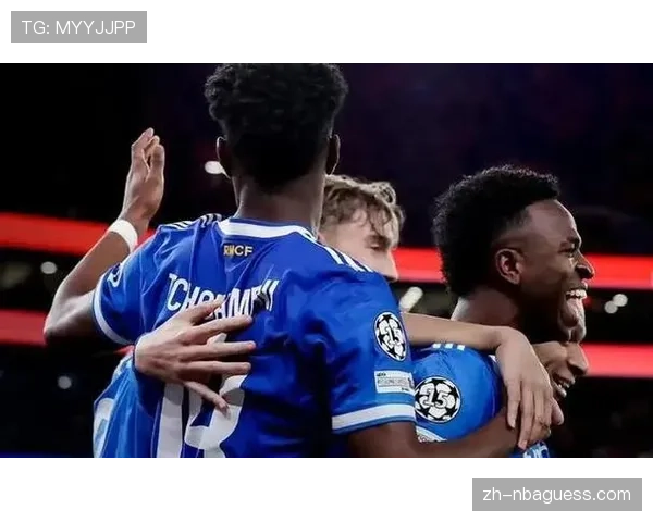 穆里尼奥不满判罚两黄变一红被罚出场,将缺席次回合较量 穆里尼奥不满判罚两黄变一红被罚出场,将缺席次回合较量